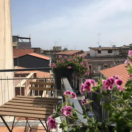 La Dimora Delle Muse Bed & Breakfast Catania Exterior photo